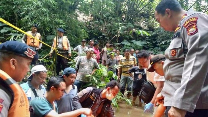 Polisi temukan tengkoran korban