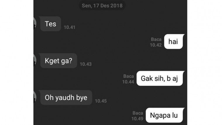 Deretan Chat “Sapa Mantan” Ini Bikin Kamu Tersenyum Kecut!