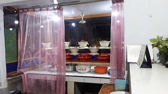 Pemilik warung