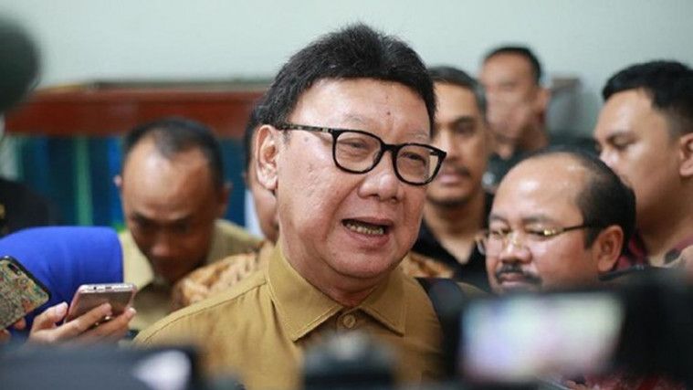 Menteri Tjahjo Naikkan Dana Pensiun PNS Rp 1 Miliar