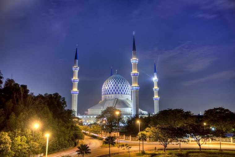 10 Masjid Terindah dan Termegah di Dunia dan Indonesia