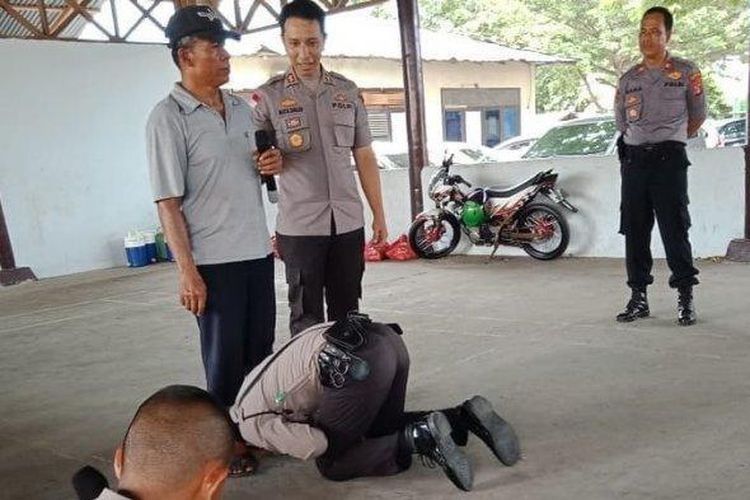 Viral setelah cium kaki ayah