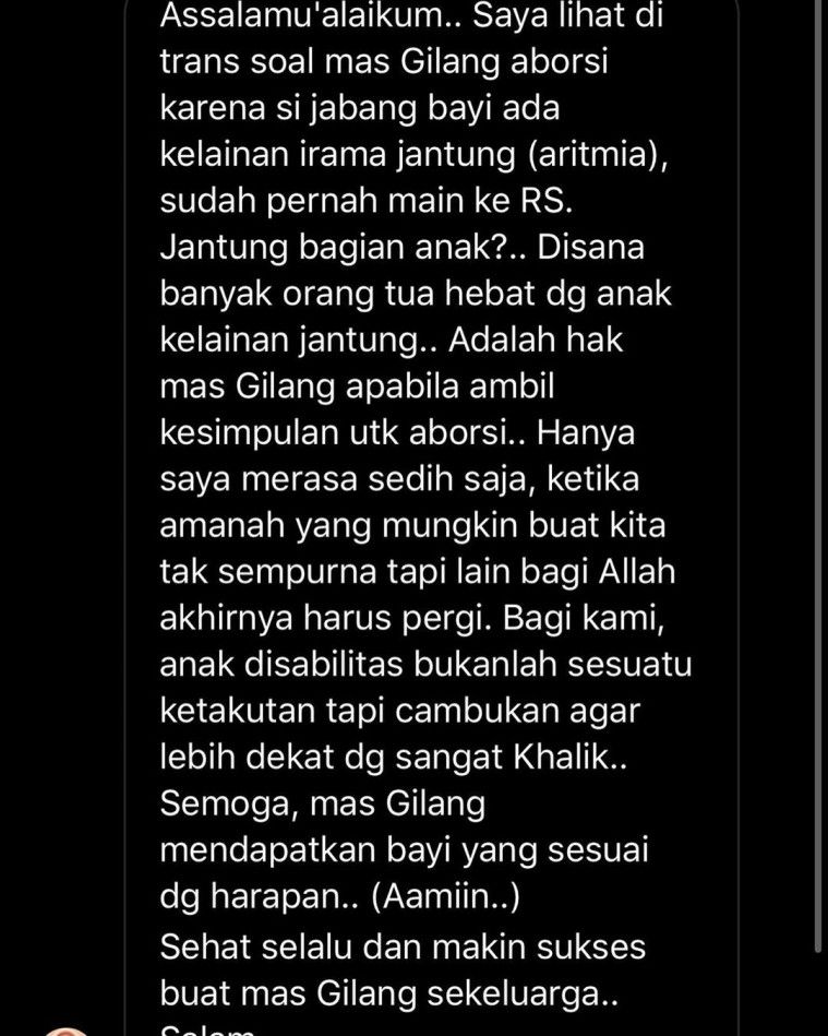 Gilang Dirga dan istri