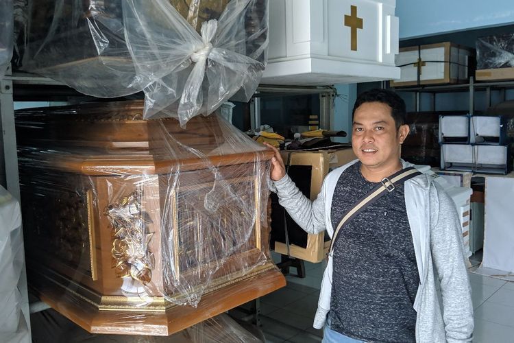 Merinding! Pengakuan Pedagang Peti Mati di Tangerang, Kerap dengar Suara Misterius