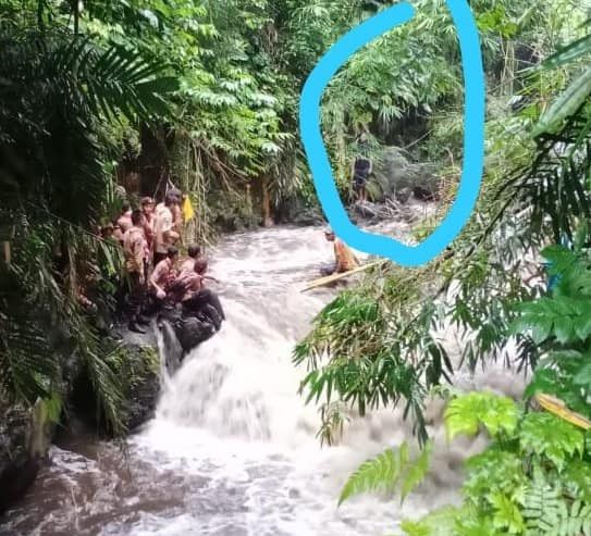 Fakta di Balik Penampakan Wanita Misterius ketika Kodir Tolong Siswa SMPN 1 Turi yang Hanyut