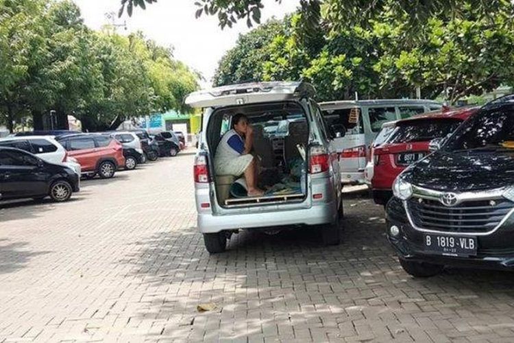Meninggal di parkiran rumah sakit
