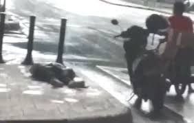 Pria terkapar di trotoar Tanah Abang