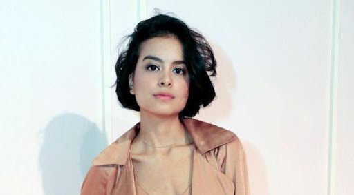 Artis Beda Agama Eva Celia dan Sophia Latjuba