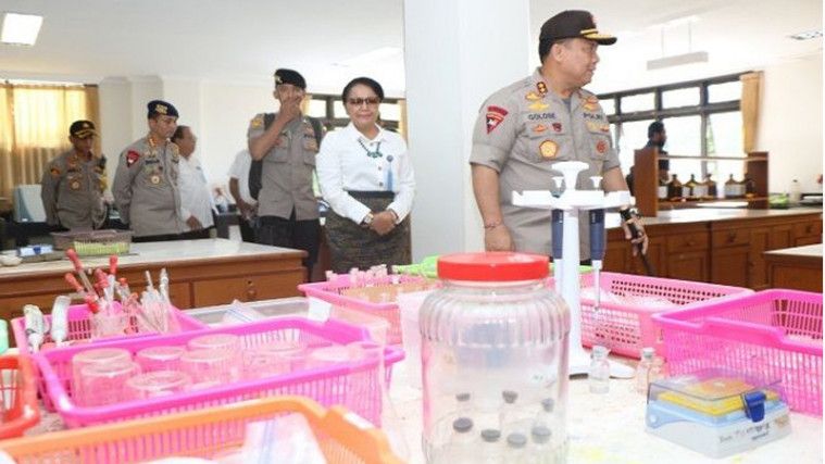 Polda Bali Siap Sulap Arak Jadi Disinfektan, Gandeng Ilmuwan Udayana!