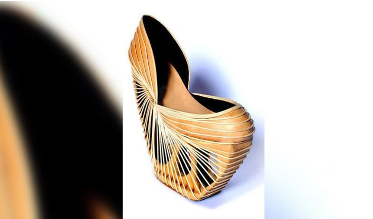 Sepatu Pencakar Langit