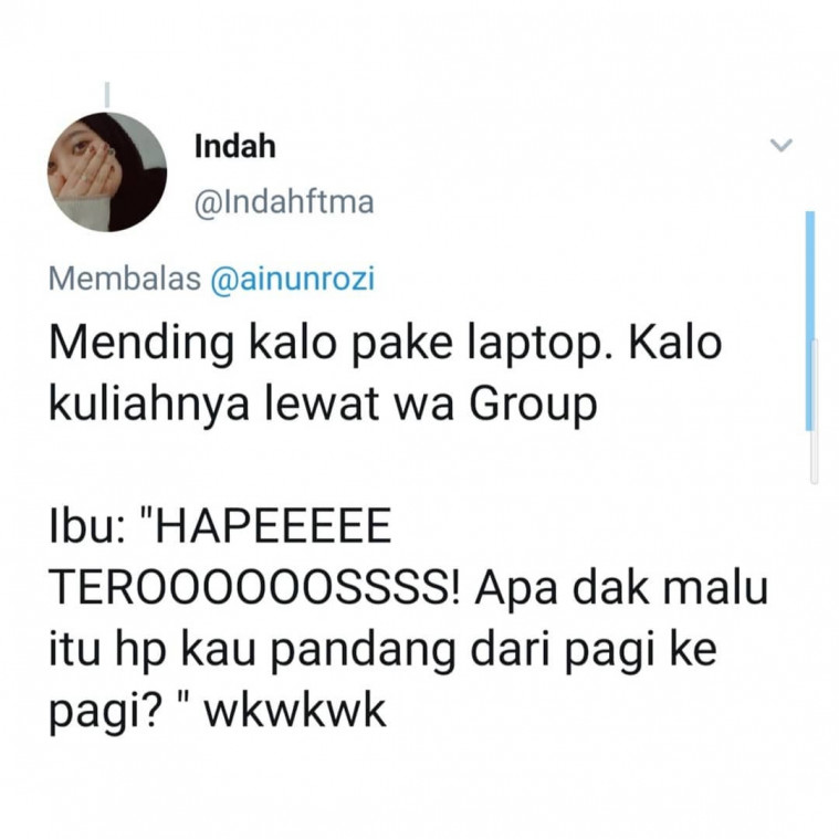 Cuitan netizen tentang reaksi emak-emak lihat anaknya lagi kelas online