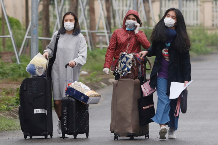 Warga Vietnam yang berhasil sembuh dari virus corona