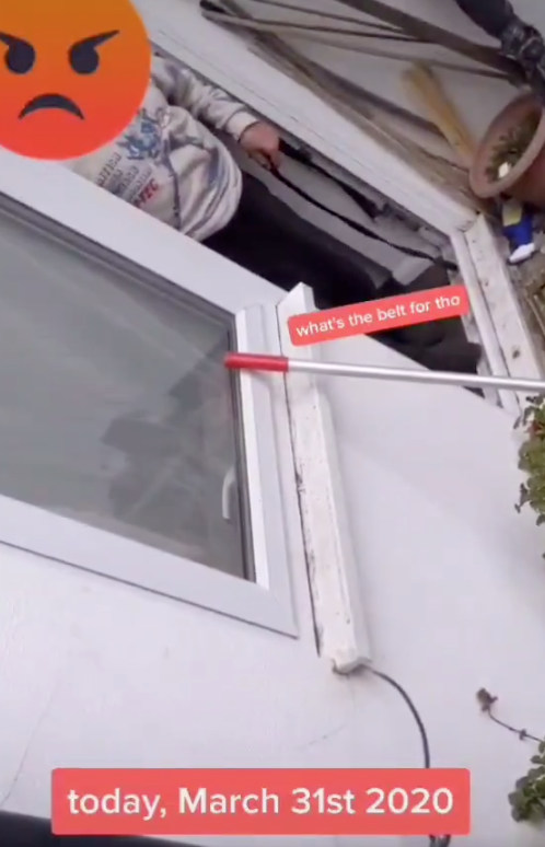 Sebelumnya sang pemilik rumah sudah sempat diberi peringatan oleh polisi.