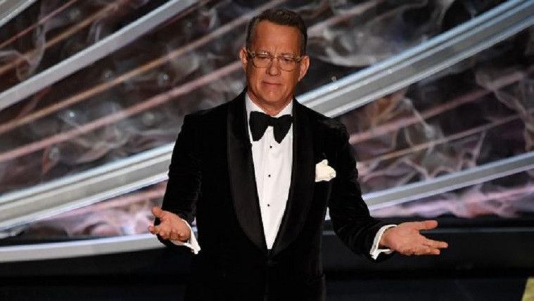 Penampilan Perdana Tom Hanks Setelah Sembuh Covid-19