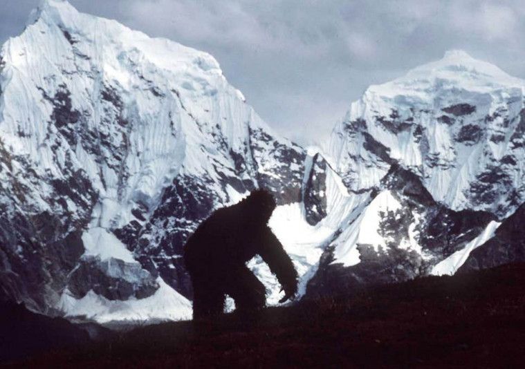 Deretan Misteri  yang Ada di Gunung  Everest  