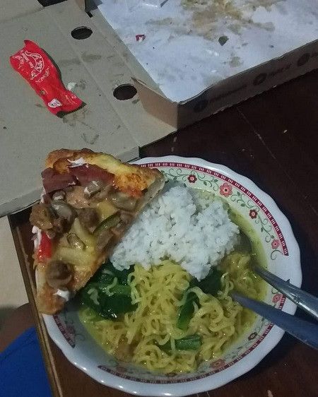 Deretan Kreasi Menu Buka Puasa ala Netizen Ini Absurd Banget