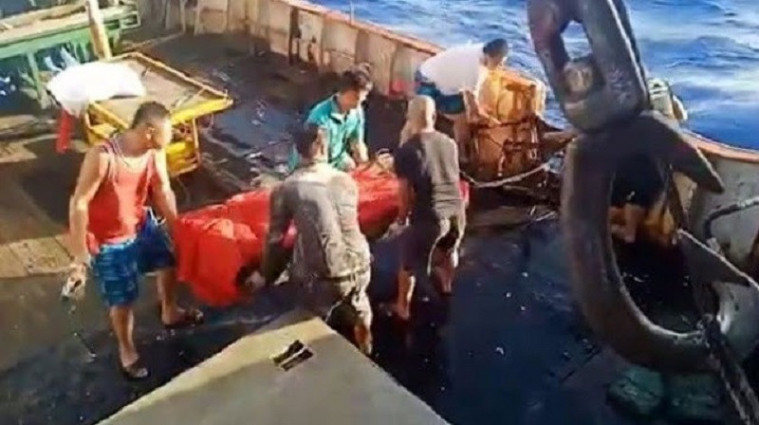 Pelarungan ABK WNI di Kapal China