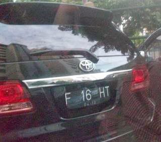 Ngajak berantem lu?!