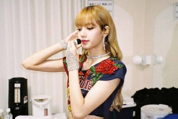 Lisa Blackpink