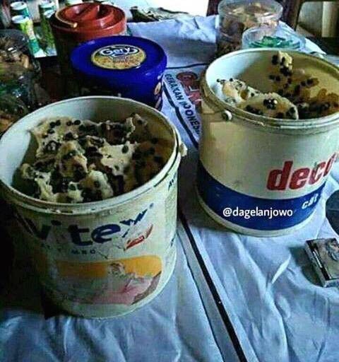 Jebakan batman kaleng kue lebaran