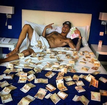 David Mota seorang penyanyi rap yang ditemukan tewas