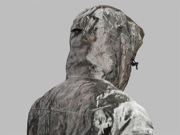 jaket anti penyakit tampak dari belakang