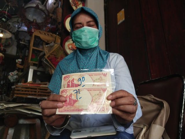 ilustrasi uang kuno