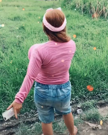sosok perempuan yang viral karena berbuah dada sebesar semangka