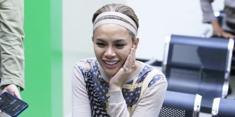 Nikita Mirzani vs. Baim Wong