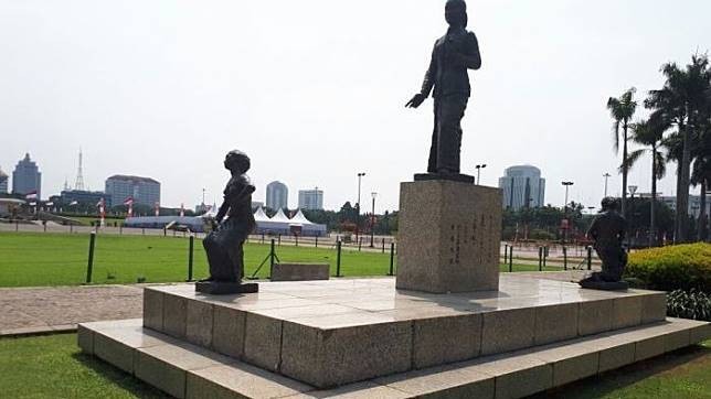 Patung Kartini