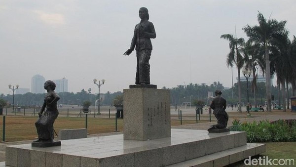 Patung Kartini