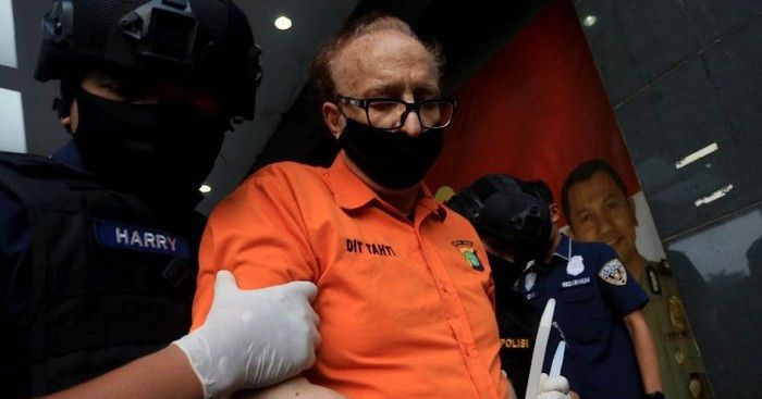 Tersangka, WN Perancis, predator seksual 305 anak