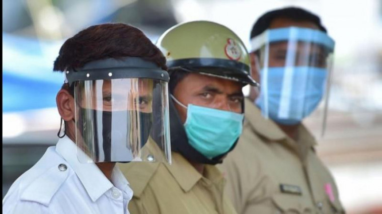 ilustrasi corona India