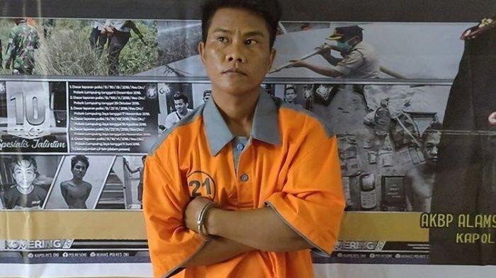 Ilustrasi penusukan