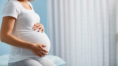 Ibu ini melahirkan bayi laki-laki