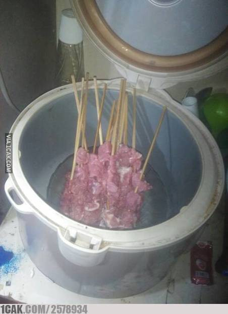 ilustrasi masak ala anak kost