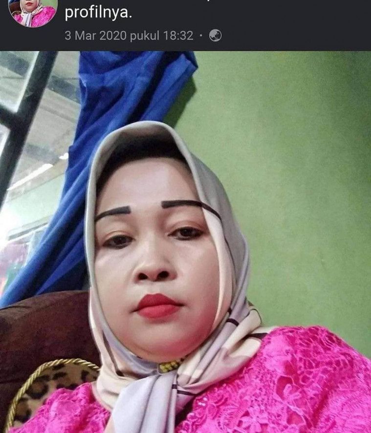 13 Status Facebook Emak Emak Ini Bikin Ketawa Geli 