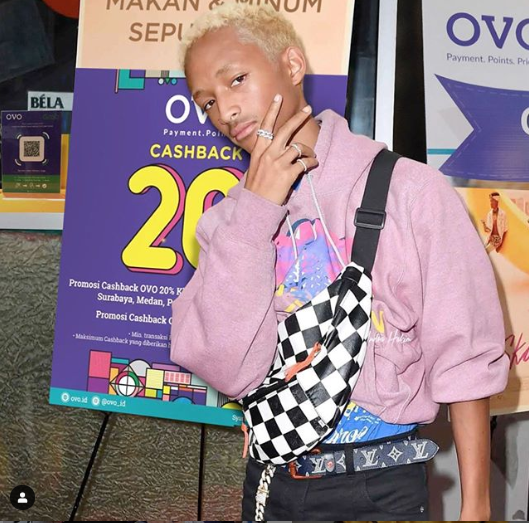 Foto-foto artis Hollywood kelewat merakyat