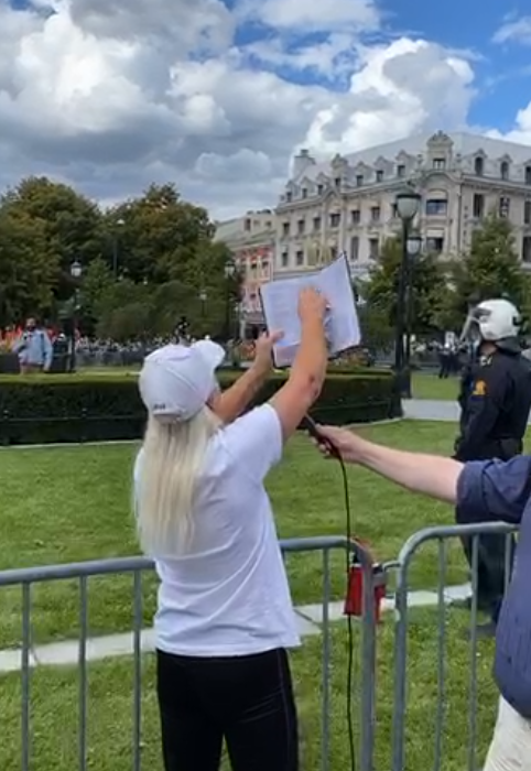 Wanita robek Alquran di Norwegia