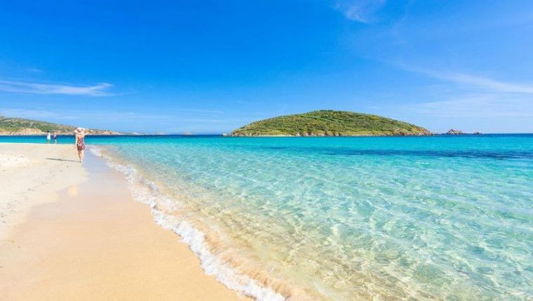 Pantai Sardinia