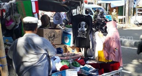 Kaos Berwajah HRS