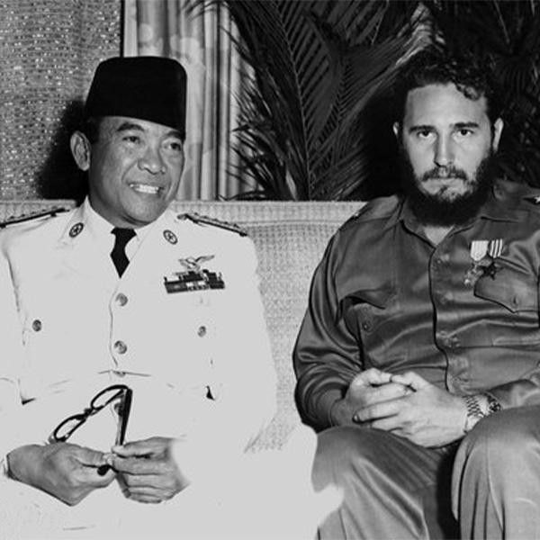 Sukarno dan Fidel Castro