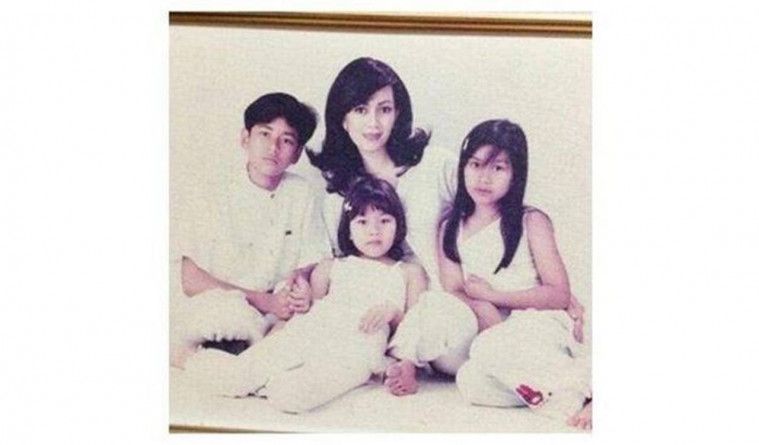 Raffi Ahmad dan Ibunya, Mama Amy