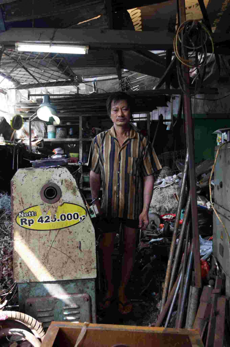 Denny Thios, Mantan Atlet Angkat Besi