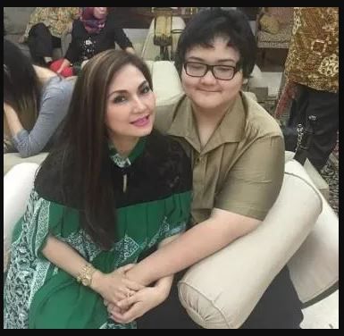 Azka Corbuzier - Kalina Ocktaranny dan Devano Danendra – Iis Dahlia