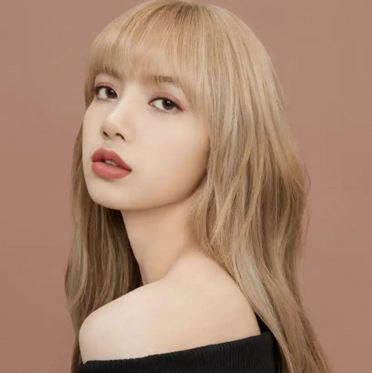 Lisa Blackpink nampak karismatik