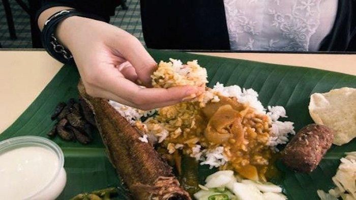 Ilustrasi makan nasi