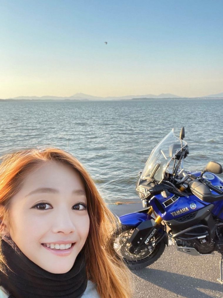 Pria tua nyamar jadi bikers cantik