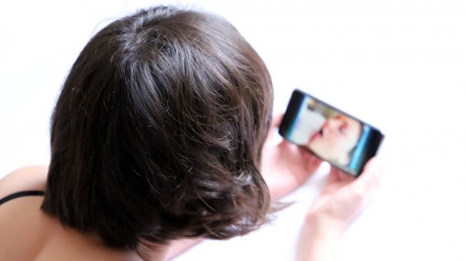 Ilustrasi syuting film porno