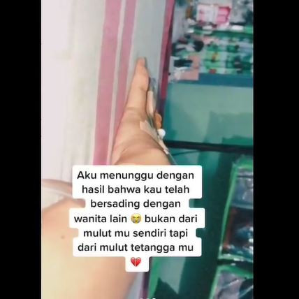 Dinitinggah nikah tunangannya, perempuan ini bakar centong